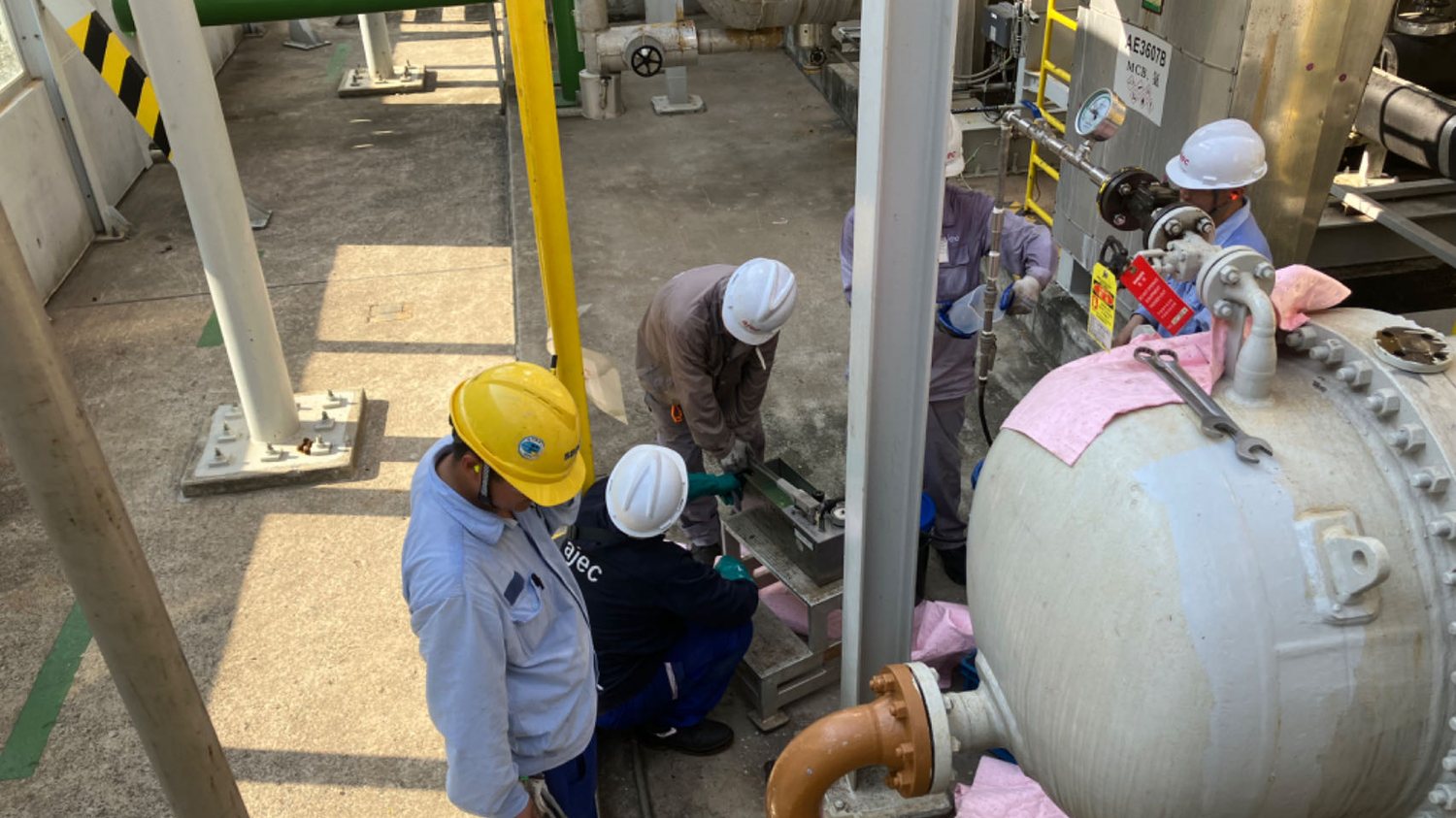 NRLS being charged into a compressor oil circuit at an operating plant